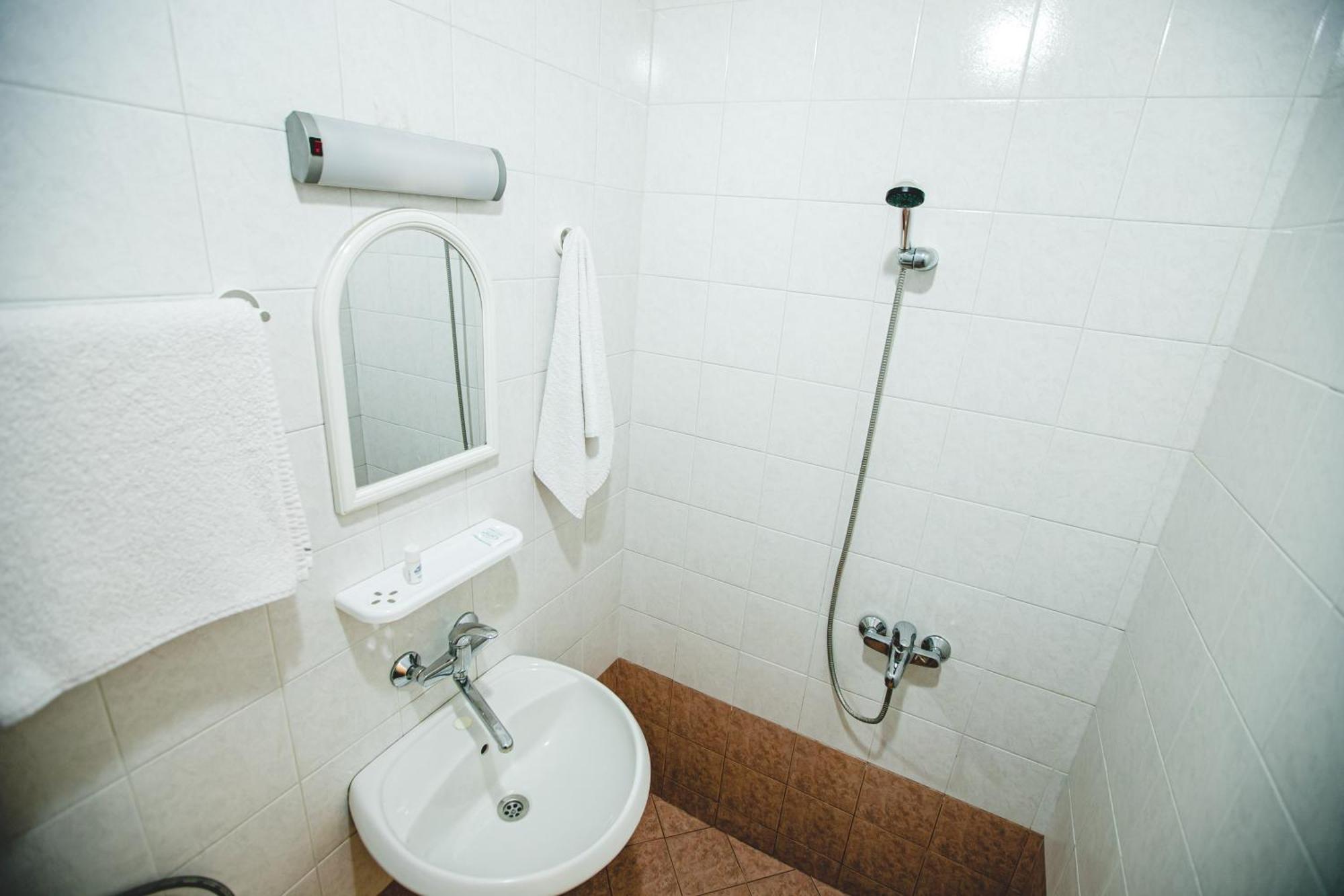 Rodopi Hotel Haskovo Eksteriør billede